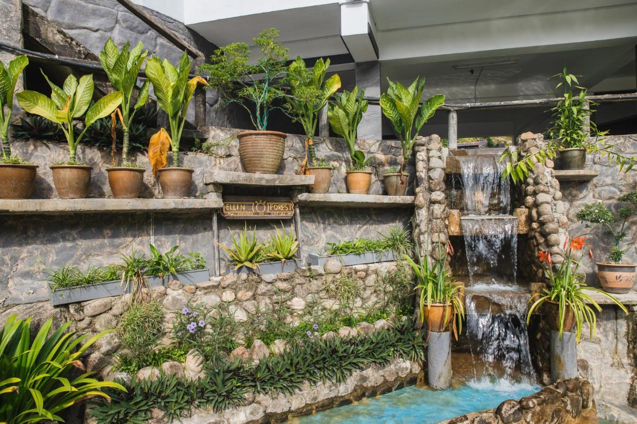 Ellin Forest Karaoke & Pool Resort Bukit Tinggi Bentong Bagian luar foto
