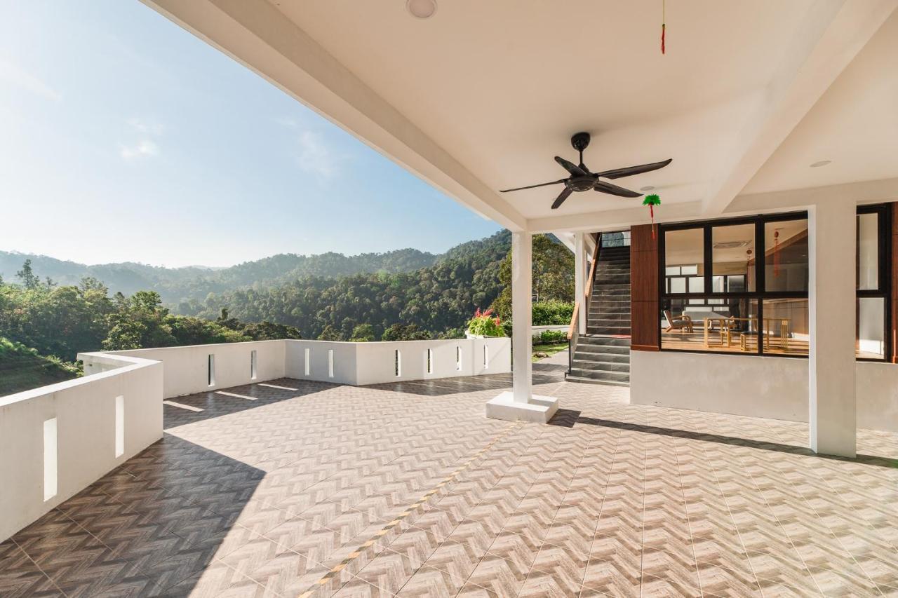 Ellin Forest Karaoke & Pool Resort Bukit Tinggi Bentong Bagian luar foto